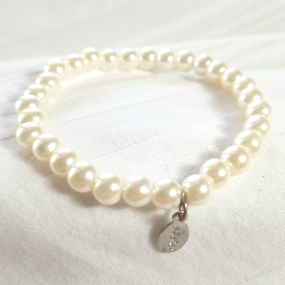 American Eagle Silver Pearl Bracelet